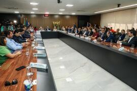https://cdn.tvunica.com.br/storage/webdisco/2025/06/05/270x203/199771fac2ffaaae192f20dda027c01c.jpg